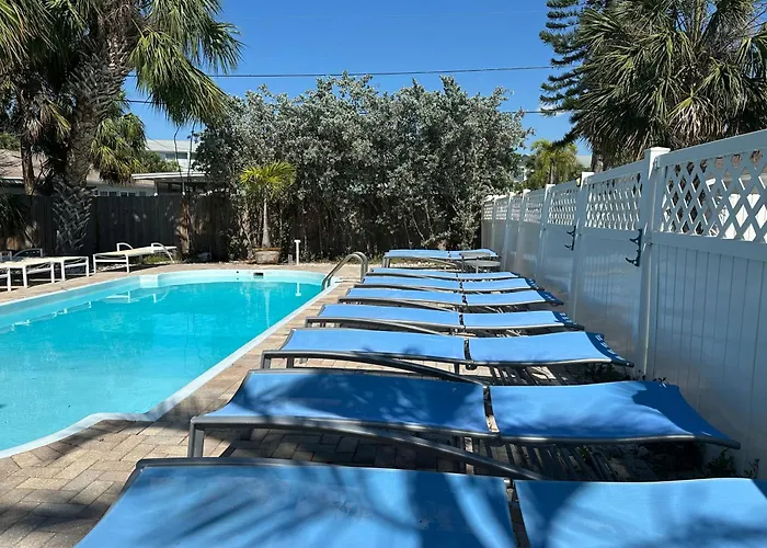 2bd 1ba Sunset 4 3mins To Beach! *